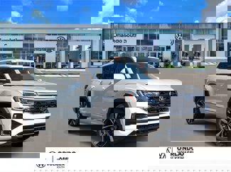New 2025 Volkswagen Atlas SEL Premium R-Line image 1