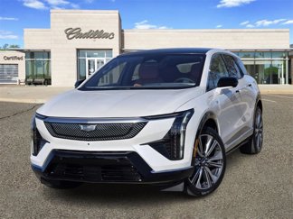 New 2025 Cadillac Optiq Luxury 2 image 1