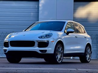 Used 2017 Porsche Cayenne Platinum Edition image 1