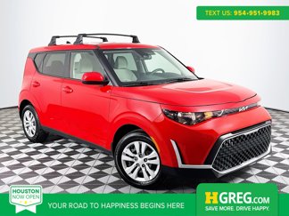 Used 2025 Kia Soul LX image 1