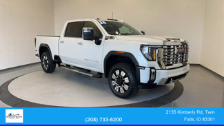 Used 2024 GMC Sierra 3500 Denali w/ Technology Package image 1