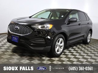 Certified 2024 Ford Edge SE image 1