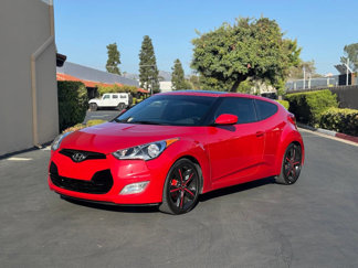 Used 2017 Hyundai Veloster Value Edition image 1