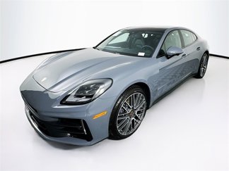 New 2025 Porsche Panamera 4 image 1