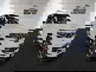 Used 2023 Jeep Wagoneer L Series II w/ Premium Group I image 1
