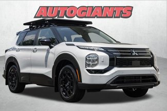 New 2025 Mitsubishi Outlander AWD image 1