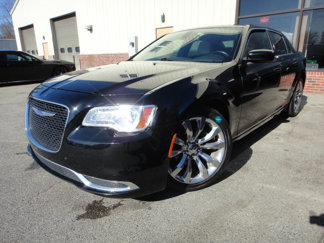Used 2020 Chrysler 300 Touring L w/ Quick Order Package 2EF image 1
