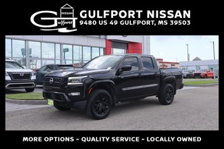 Used 2023 Nissan Frontier SV image 1