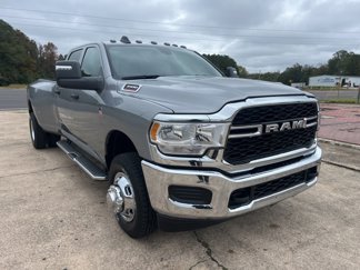 New 2024 RAM 3500 Tradesman w/ Chrome Appearance Group image 1