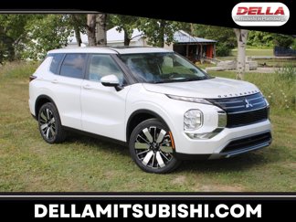 New 2025 Mitsubishi Outlander SE image 1