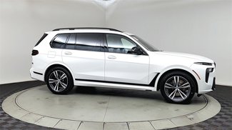 New 2026 BMW X7 M60i image 1