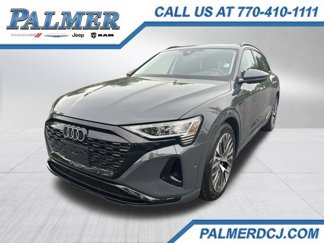 Used 2024 Audi Q8 e-tron Prestige image 1