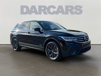 Certified 2023 Volkswagen Tiguan SE image 1