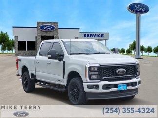 New 2025 Ford F250 4x4 Crew Cab Super Duty image 1