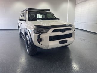Used 2020 Toyota 4Runner SR5 Premium image 1