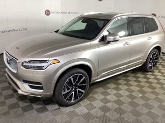 New 2025 Volvo XC90 B5 Plus w/ Protection Package Premier image 1