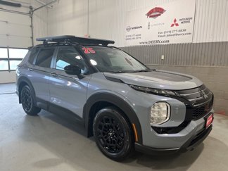 New 2025 Mitsubishi Outlander AWD image 1