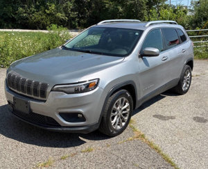 Used 2021 Jeep Cherokee Latitude Plus image 1