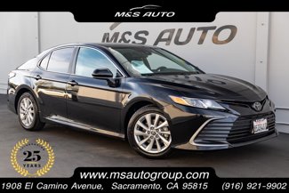 Used 2023 Toyota Camry LE image 1
