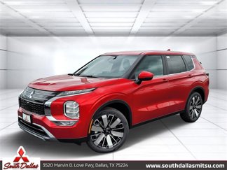 New 2025 Mitsubishi Outlander SE image 1