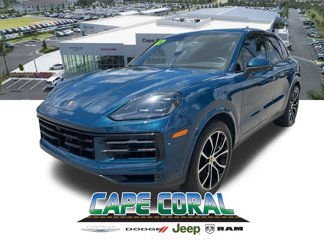 Used 2024 Porsche Cayenne image 1