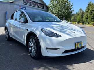 Used 2020 Tesla Model Y Long Range image 1