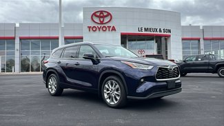 Certified 2022 Toyota Highlander Limited image 1