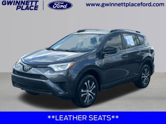 Used 2018 Toyota RAV4 LE image 1