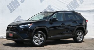 Used 2024 Toyota RAV4 XLE image 1
