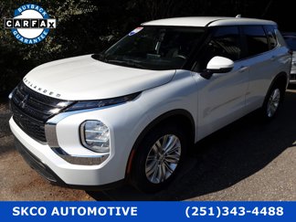 Used 2023 Mitsubishi Outlander ES image 1