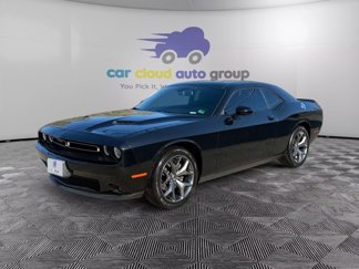 Used 2017 Dodge Challenger SXT Plus image 1