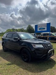 Used 2017 Ford Explorer 4WD image 1