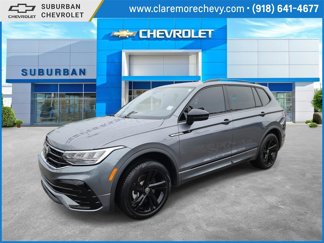 Used 2024 Volkswagen Tiguan SE R-Line image 1