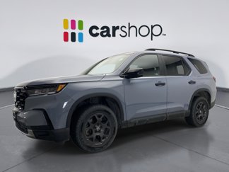 Used 2024 Honda Pilot TrailSport image 1