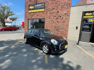 Used 2018 MINI Cooper 2-Door Hardtop image 1