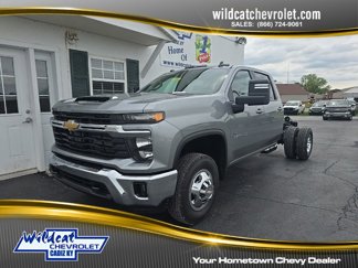 New 2025 Chevrolet Silverado 3500 LT w/ Convenience Package image 1