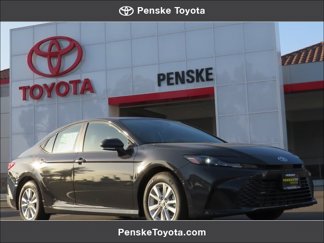 New 2025 Toyota Camry LE image 1