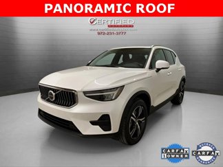 Used 2025 Volvo XC40 B5 Core image 1