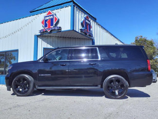 Used 2019 Chevrolet Suburban LT w/ Luxury Package image 1