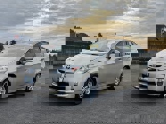 Used 2011 Toyota Prius Two image 1