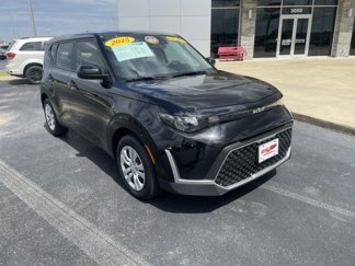 Used 2025 Kia Soul LX image 1