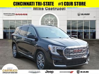 Used 2022 GMC Terrain Denali w/ LPO, Floor Liner Package image 1