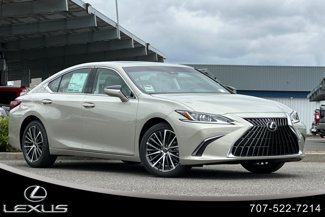 New 2025 Lexus ES 300h w/ Premium Package image 1