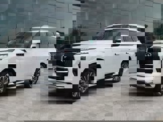 New 2025 INFINITI QX80 Luxe image 1