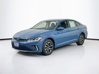 Used 2025 Volkswagen Jetta S image 1