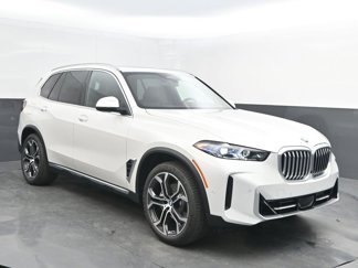 New 2026 BMW X5 xDrive40i w/ Parking Assistance Package image 1