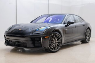 Used 2025 Porsche Panamera 4 image 1