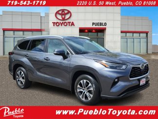 Used 2024 Toyota Highlander AWD image 1
