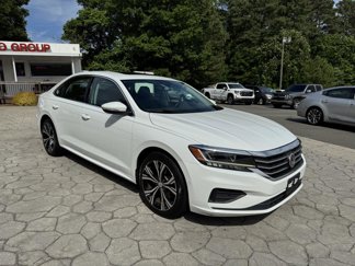 Used 2020 Volkswagen Passat 2.0T SEL image 1