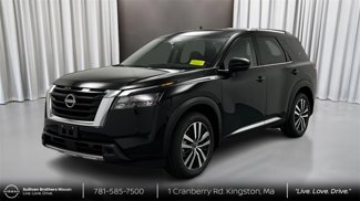 New 2025 Nissan Pathfinder Platinum image 1